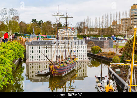 Den Haag, Niederlande - 8 April 2016: Miniaturpark Madurodam, Holland und touristische Attraktion in Den Haag, Niederlande Stockfoto