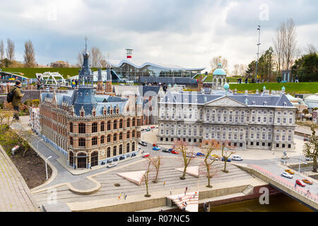 Den Haag, Niederlande - 8 April 2016: Miniaturpark Madurodam, Holland und touristische Attraktion in Den Haag, Niederlande Stockfoto