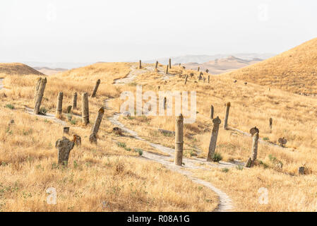 Khaled Nabi Friedhof, in der Gokcheh Dagh Hügel der turkmenischen Sahra in Golestan, nördlichen Iran gelegen Stockfoto