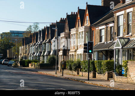 Viktorianische Reihenhäuser auf Tenison Road, Cambridge, England, UK. Stockfoto