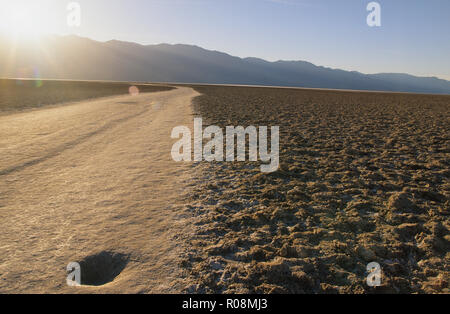 Badwater Basin bei Sonnenaufgang Stockfoto