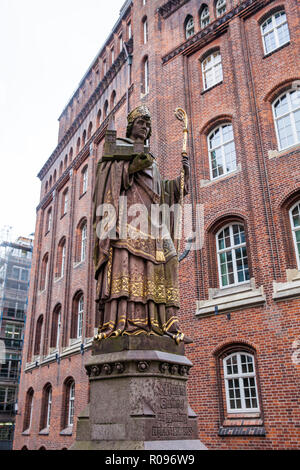 Bischof Ansgar Statue in Hamburg Stockfoto