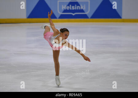 Helsinki, Finnland. 2. Nov 2018. Loena Henderickx (BEL) während in den Damen Kurzprogramm der ISU-GP von Eiskunstlauf Helsinki 2018 an der Helsinki Ice Hall (Helsingin Jaahalli) am Freitag, 02. November 2018. HELSINKI. (Nur redaktionelle Nutzung, eine Lizenz für die gewerbliche Nutzung erforderlich. Keine Verwendung in Wetten, Spiele oder einer einzelnen Verein/Liga/player Publikationen.) Credit: Taka Wu/Alamy leben Nachrichten Stockfoto