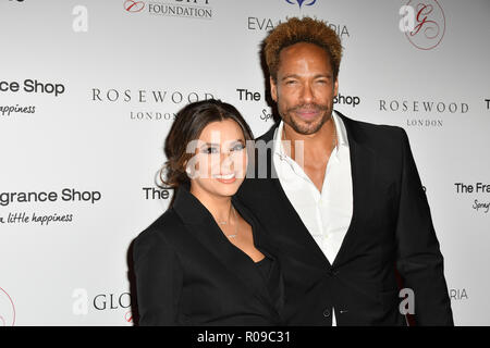 London, Großbritannien. 02 Nov, 2018. Eva Longoria und Gary Dourdan Arrivers auf globaler Geschenk Gala Red Carpet - Eva Longoria hosts jährlichen Spendenaktion zugunsten der Sonnenstrahlen, Eva Longoria Stiftung und globale Geschenk Stiftung am 2. November 2018 Im Rosewood Hotel, London, Großbritannien. Quelle: Bild Quelle: Bild Kapital Kapital/Alamy leben Nachrichten Stockfoto