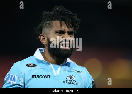 Swansea, Großbritannien. 02 Nov, 2018. Niko von Glasgow Matawalu Krieger. Guinness Pro 14 Rugby-Spiel, Fischadler v Glasgow Warriors Rugby an der Liberty Stadium in Swansea, Südwales am Freitag, den 2. November 2018. pic von Andrew Obstgarten/Alamy Live News Credit: Andrew Orchard sport Fotografie/Alamy leben Nachrichten Stockfoto