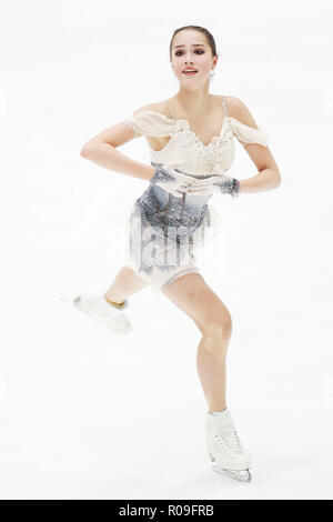 Helsinki Ice Hall, Helsinki, Finnland. 2 Nov, 2018. Alina Zagitova (RUS), 2. NOVEMBER 2018 - Eiskunstlauf: ISU Grand Prix 2018/2019 Helsinki Grand Prix der Frauen 2018 kurzes Programm an der Helsinki Ice Hall, Helsinki, Finnland. Credit: D. Nakashima/LBA/Alamy leben Nachrichten Stockfoto