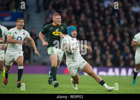 London, Großbritannien. 03 Nov, 2018. Twickenham, Vereinigtes Königreich, Samstag, 3. November 2018, RFU, Rugby, Stadion, England, Jack NOWELL, auf der Suche nach Raum, während der Quilter, Herbst International, England gegen Südafrika, Kredit: Peter SPURRIER/Alamy leben Nachrichten Stockfoto