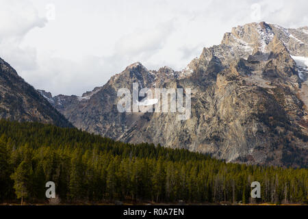 Mt. Moran Blick von Leigh See Stockfoto