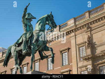 Statue von Karl XIV Johan Karl Johans Torg Platz vor dem Königspalast Gamla Stan, Stockholm, Schweden Stockfoto