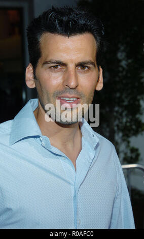 Oded Fehr bei der Ankunft im Van Helsing Premiere auf der Universal Amphitheater in Los Angeles. Mai 3, 2004. FehrOded361A Red Carpet Event, Vertikal, USA, Filmindustrie, Prominente, Fotografie, Bestof, Kunst, Kultur und Unterhaltung, Topix Prominente Fashion/Vertikal, Besten, Event in Hollywood Leben - Kalifornien, Roter Teppich und backstage, USA, Film, Stars, Film Stars, TV Stars, Musik, Promis, Fotografie, Bestof, Kunst, Kultur und Unterhaltung, Topix, headshot, vertikal, eine Person aus dem Jahr 2004, Anfrage tsuni@Gamma-USA.com Stockfoto
