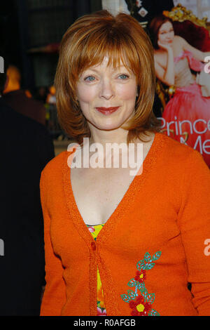 Frances Fisher Ankunft auf der Prinz & Ich Premiere auf der Chinese Theatre in Los Angeles. 28. März 2004. FisherFrances 028 Red Carpet Event, Vertikal, USA, Filmindustrie, Prominente, Fotografie, Bestof, Kunst, Kultur und Unterhaltung, Topix Prominente Fashion/Vertikal, Besten, Event in Hollywood Leben - Kalifornien, Roter Teppich und backstage, USA, Film, Stars, Film Stars, TV Stars, Musik, Promis, Fotografie, Bestof, Kunst, Kultur und Unterhaltung, Topix, headshot, vertikal, eine Person aus dem Jahr 2004, Anfrage tsuni@Gamma-USA.com Stockfoto