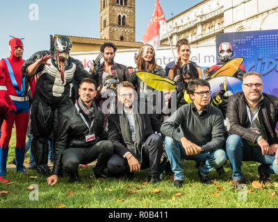 Particiants am "Lucca Comics & Games", eine jährliche Comic und Gaming Convention, das in der ummauerten Stadt Lucca, Toskana, Italien Stockfoto