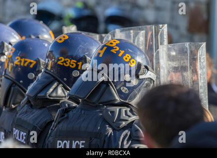 Eine Demonstration der Bereitschaftspolizei Taktiken zu einem Tag der offenen Tür der Polizei Stockfoto