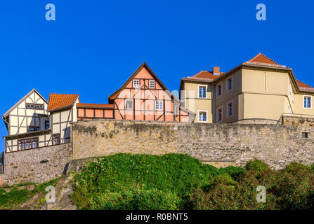 Historische Fachwerkhäuser an der Münzenberg, Quedlinburg, UNESCO-Weltkulturerbe, Harz, Sachsen-Anhalt, Deutschland, Europa Stockfoto