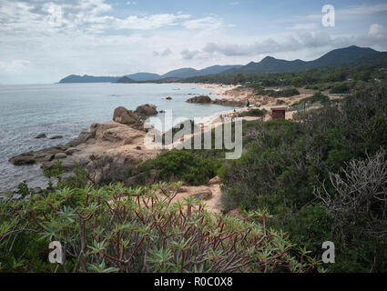 Meraviglioso Seascape della Spiaggia di Santa Giusta sulla costa La meridionale della Sardegna. Stockfoto