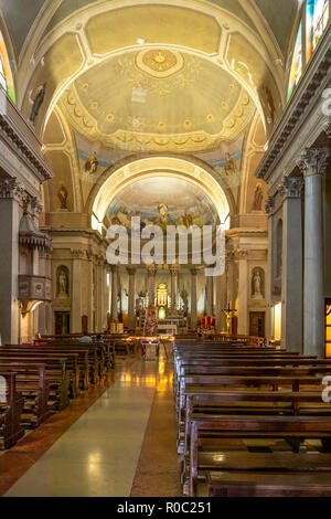 Kirche von San Nicolò und San Severo, Bardolino, eine Gemeinde in der Provinz Verona, am Ufer des Gardasees, Italien Stockfoto