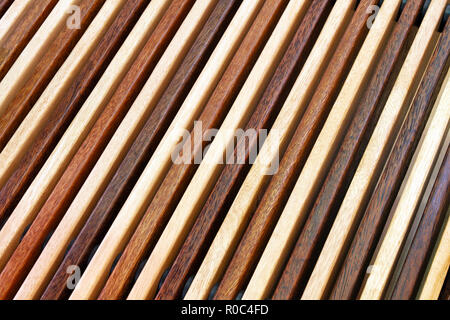 Zweifarbige Holz Diagonallinien Hintergrund Stockfoto