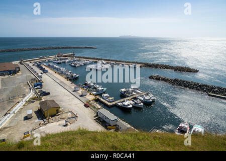 Der Hafen von Cap-aux-Meules auf Schleifstein Insel im Magdalen Islands, Quebec, Kanada. Stockfoto