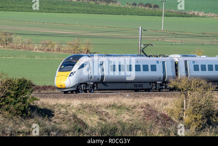 British Rail Class 800" Azuma" Zug auf der East Coast Mainline in der Nähe von Retford Stockfoto