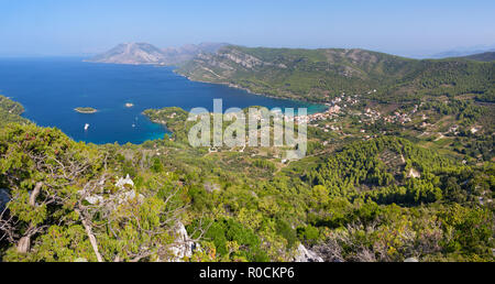 Kroatien - Die Landschaft und die Küste der Halbinsel Peliesac in der Nähe von Zuliana von Sveti Ivan Peak. Stockfoto