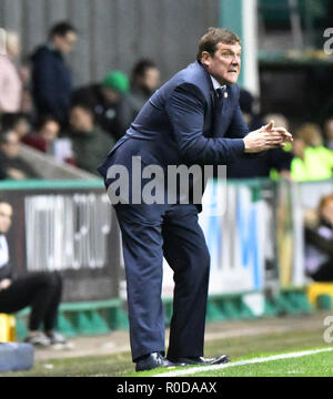 Edinburgh, Schottland, Großbritannien. 3. November 2018. Schottische Premiership - Hibernian v St Johnstone, Edinburgh, Midlothian, Großbritannien. 03,11, 2018. Bild zeigt: St Johnstone Manager, Tommy Wright, schreien Anweisungen vom touchline als Hibs spielen Wirt nach St Johnstone an Ostern Road Stadium, Edinburgh Credit: Ian Jacobs/Alamy leben Nachrichten Stockfoto