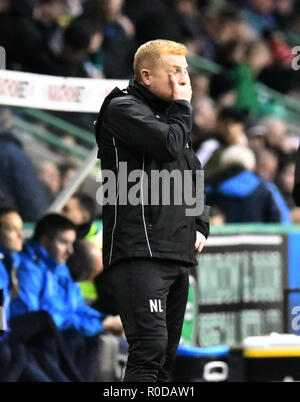 Edinburgh, Schottland, Großbritannien. 3. November 2018. Schottische Premiership - Hibernian v St Johnstone, Edinburgh, Midlothian, Großbritannien. 03,11, 2018. Bild zeigt: Die Körpersprache sagt es allen von hibs Haupttrainer, Neil Lennon, wie seine Seite geht unten 0-1 St Johnstone an Ostern Road Stadium, Edinburgh Credit: Ian Jacobs/Alamy leben Nachrichten Stockfoto