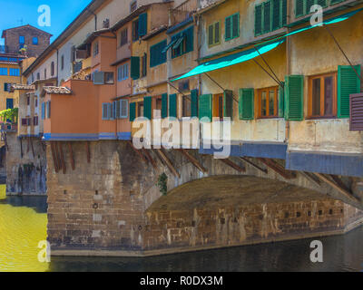 Detail der Brücke Ponte Vecchio in Florenz Stockfoto