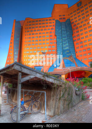 Organische Architektur Bürogebäude vom Fahrrad parken gesehen Stockfoto