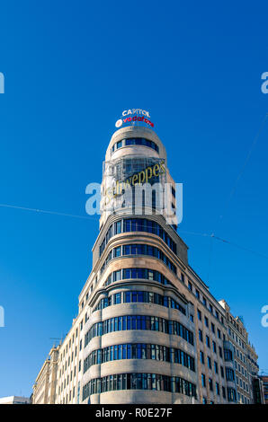 Iconic Schweppes neon Werbung auf Edificio Carrión Gebäude Stockfoto