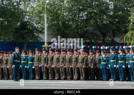Russland, Nowosibirsk-1 Juli 2016: Bau der Kadetten auf dem Platz für die feierliche Präsentation der Diplome Stockfoto