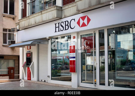 Ein Blick auf den Ton der größte Banken- und Finanzdienstleistungsunternehmen der Welt. Das Bild ist aufgenommen in Kadiköy Bezirk ist Stockfoto