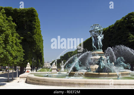 Die Fontaine de l'Observatoire im Jardin Marco Polo, südlich des Jardin du Luxembourg; Skulptur von Jean-Baptiste Carpeaux, Montparnasse, Paris. Stockfoto