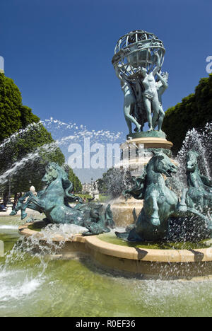 Die Fontaine de l'Observatoire im Jardin Marco Polo, südlich des Jardin du Luxembourg; Skulptur von Jean-Baptiste Carpeaux, Montparnasse, Paris. Stockfoto