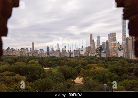 Blick auf den Central Park aus der obersten Etage des West Side YMCA Hostel, Manhattan, New York City, Vereinigte Staaten von Amerika. Stockfoto