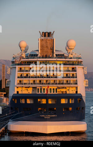 Vision Klasse Kreuzfahrtschiff Marella Discovery 2 angedockt am Hafen von Split in Kroatien. Stockfoto