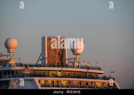 Vision Klasse Kreuzfahrtschiff Marella Discovery 2 angedockt am Hafen von Split in Kroatien. Stockfoto