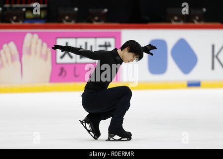 Helsinki, Finnland. 2 Nov, 2018. Yuzuru Hanyu (JPN) Eiskunstlauf: ISU Grand Prix 2018/2019 "ISU-GP in Helsinki 2018" Training an der Helsinki Ice Hall in Helsinki, Finnland. Credit: mutsu Kawamori/LBA/Alamy leben Nachrichten Stockfoto