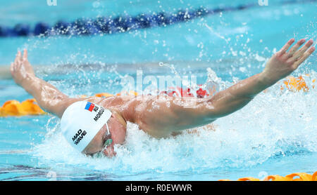 Peking, China. 4 Nov, 2018. Wladimir Morosow Russland konkurriert während der Männer 50 m Schmetterling Finale bei FINA Swimming World Cup 2018 in Peking, China, November 4, 2018. Credit: Luo Yuan/Xinhua/Alamy leben Nachrichten Stockfoto