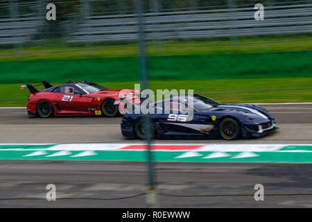 Monza, Italien. 4. Nov 2018. Ferrari World Championship 2018, Finale: FXX Monza Eni Stromkreis Credit: Italienische Landschaften/Alamy leben Nachrichten Stockfoto