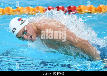 Peking, China. 4 Nov, 2018. Wladimir Morosow Russland konkurriert während der Männer 50 m Schmetterling Finale bei FINA Swimming World Cup 2018 in Peking, China, November 4, 2018. Credit: Ju Huanzong/Xinhua/Alamy leben Nachrichten Stockfoto