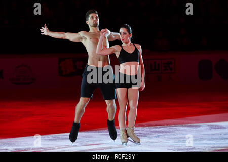 Helsinki, Finnland. 4. Nov 2018. Italiens Nicole Della Monica/Matteo Guarise (2 Paare) während der Ausstellung Gala an der ISU Grand Prix Eiskunstlauf Helsinki 2018 an der Helsinki Ice Hall (Helsingin Jaahalli) am Sonntag, den 04. November 2018. HELSINKI. (Nur redaktionelle Nutzung, eine Lizenz für die gewerbliche Nutzung erforderlich. Keine Verwendung in Wetten, Spiele oder einer einzelnen Verein/Liga/player Publikationen.) Credit: Taka Wu/Alamy leben Nachrichten Stockfoto