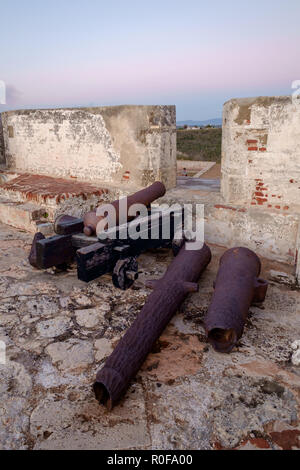 Kanonen auf Castillo del Morro, Santiago De Kuba Stockfoto