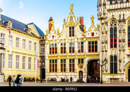 Historischen Gebäude der Brugse Vrije mit der alten bürgerlichen Registrar Gebäude auf dem Burgplatz im Herzen der mittelalterlichen Stadt Brugge, Belgien Stockfoto
