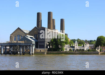 Greenwich Power Station, ein Standby-modus gas- und früher Öl und Kohlekraftwerk auf der Themse in London, Großbritannien Stockfoto