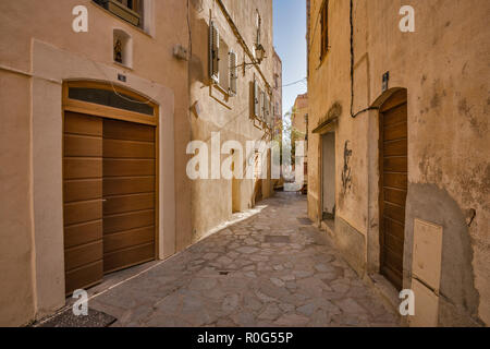 Passage bei Citadel in Calvi, Balagne, Haute-Corse, Korsika, Frankreich Stockfoto