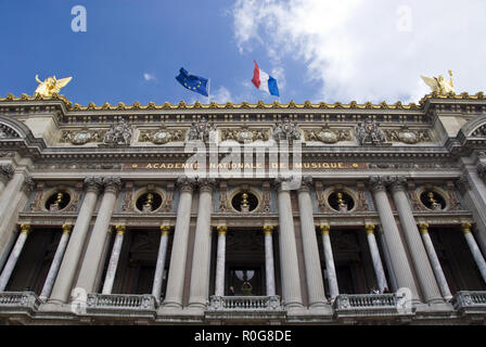 Das Palais Garnier (Palais Garnier) Oper, berühmt als die Einstellung für Gaston Leroux's 1910 Roman "Das Phantom der Oper", Paris, Frankreich. Stockfoto