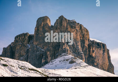 Winter in den Dolomiten, Norditalien Stockfoto