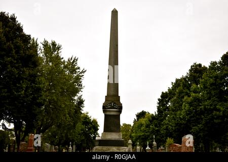 Der alte Friedhof des hl. Bonifatius in Chicago war der erste deutsche Friedhof zurück in den Bürgerkrieg mit einige Denkmäler aus dieser Zeit. Stockfoto