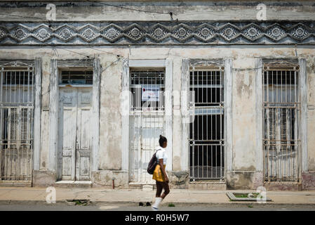 Fassade des alten Hauses in Cienfuegos, Kuba Stockfoto