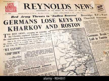 "Die Deutschen verlieren Schlüssel in Charkow und Rostow "Reynolds News Zweite Weltkrieg britische Zeitung Schlagzeile und London UK Großbritannien vom 14. Februar 1943 Karte Stockfoto